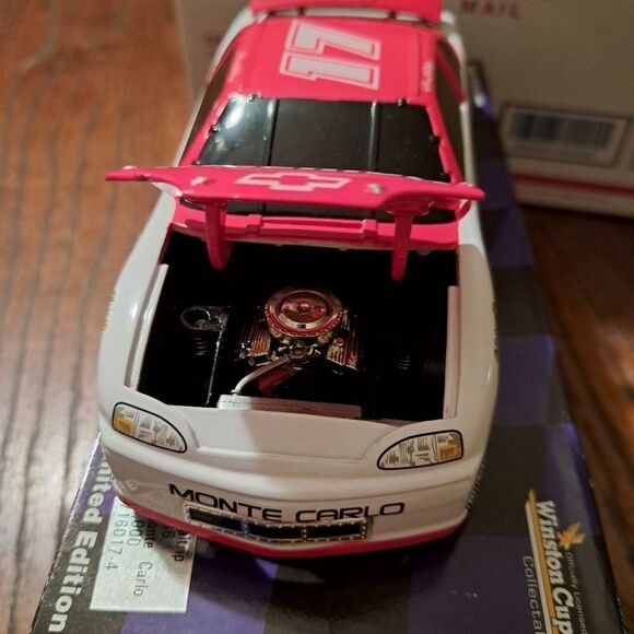 Vintage 96 Action Collect Darrell Waltrip Parts America Die Cast Nascar Race Car - Picture 3 of 11